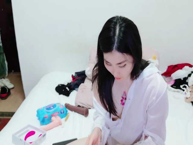 lilibaobei1314 live cam on BongaCams