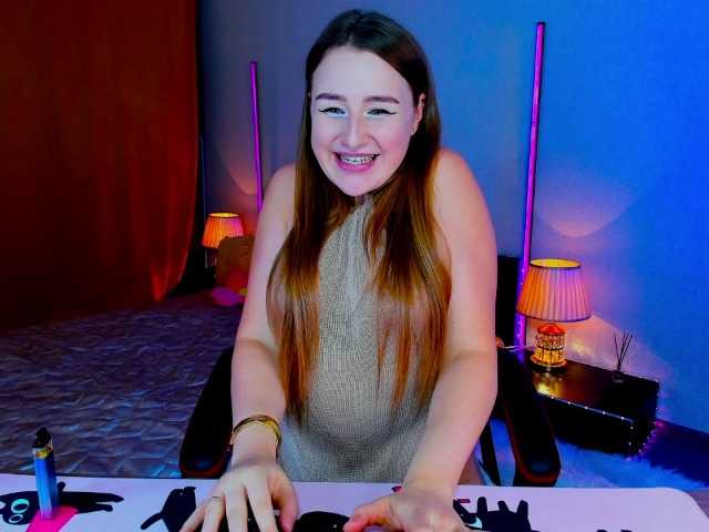 LiliMoona live cam