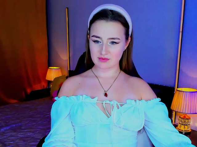LiliMoona live cam preview