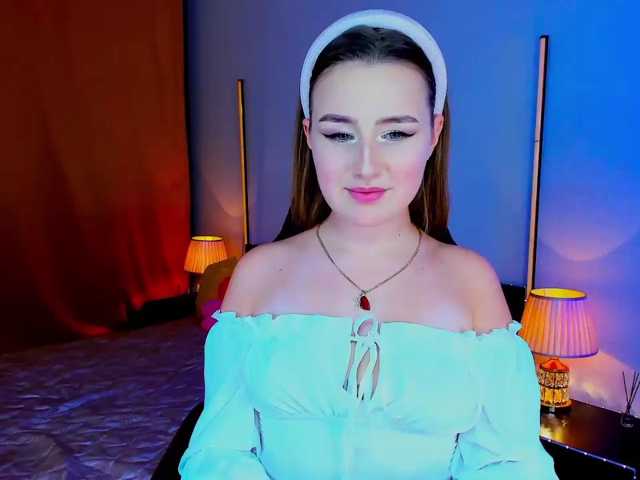 LiliMoona live cam preview