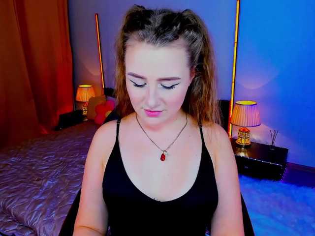 LiliMoona, en directo ahora en BongaCams