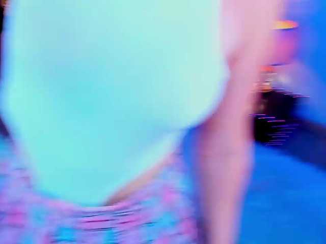 LiliMoona live cam on BongaCams