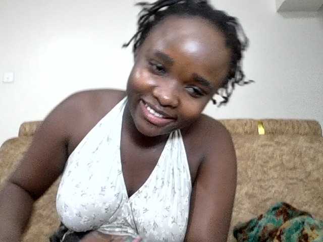 Sweetcherryxo live cam on BongaCams
