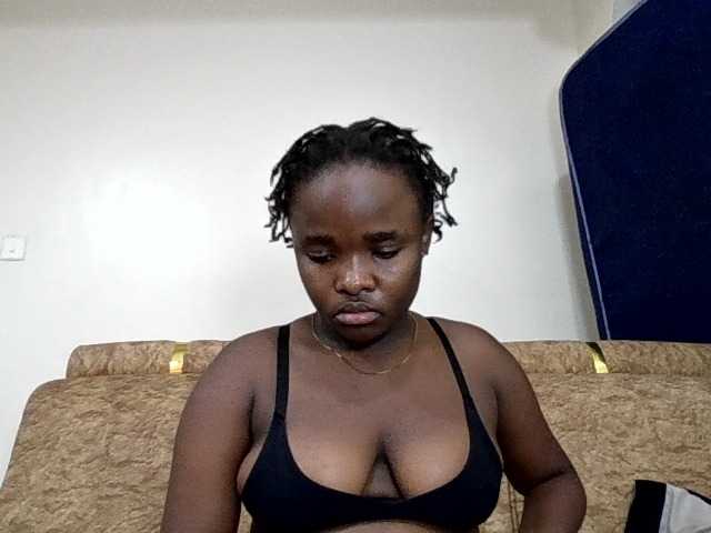 Sweetcherryxo live cam on BongaCams