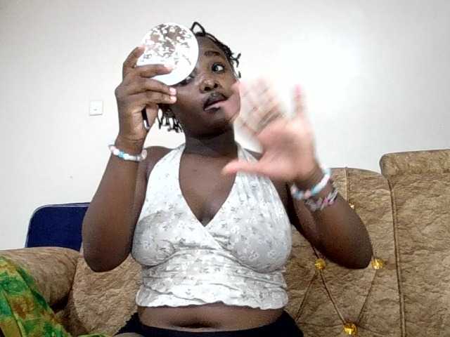 Sweetcherryxo live cam on BongaCams