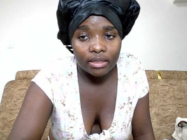 Sweetcherryxo live cam on BongaCams
