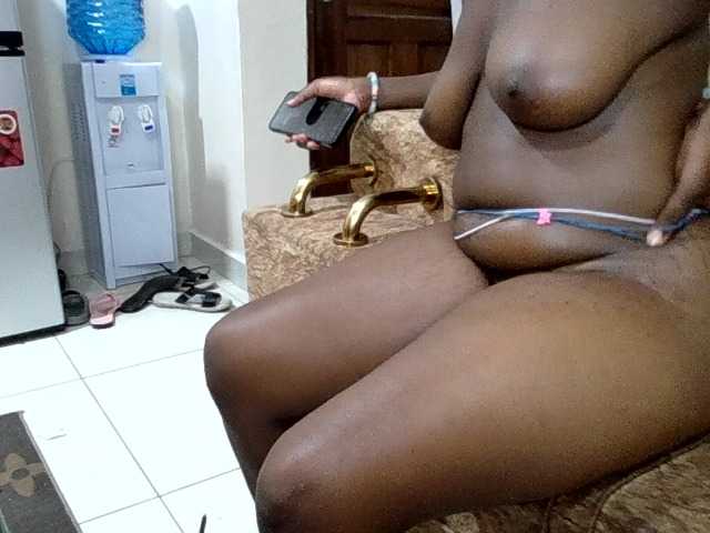 Sweetcherryxo live cam on BongaCams