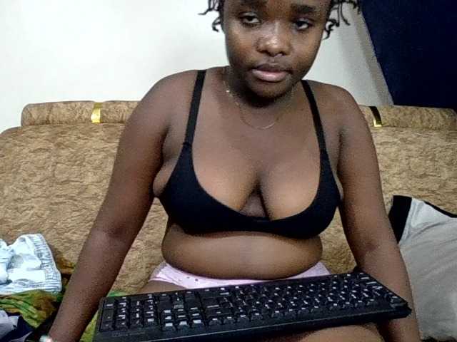 Sweetcherryxo live cam preview