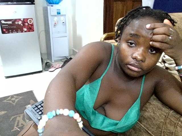 Sweetcherryxo live cam on BongaCams