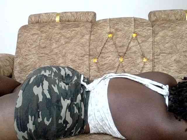 Sweetcherryxo Live Webcam on BongaCams
