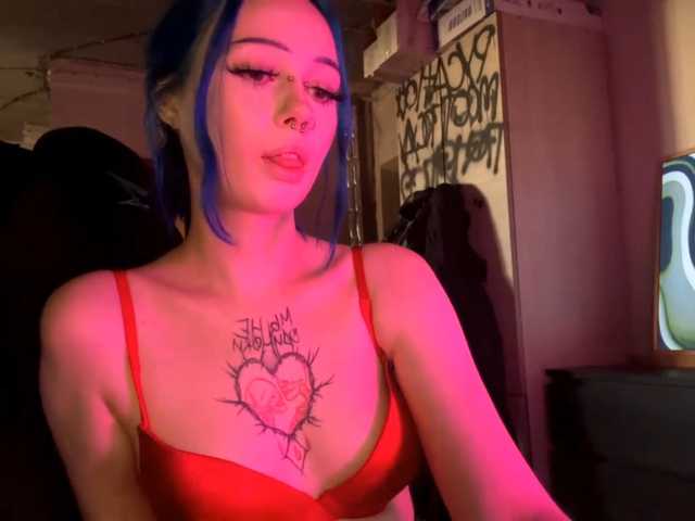 AnnieTouch live cam on BongaCams
