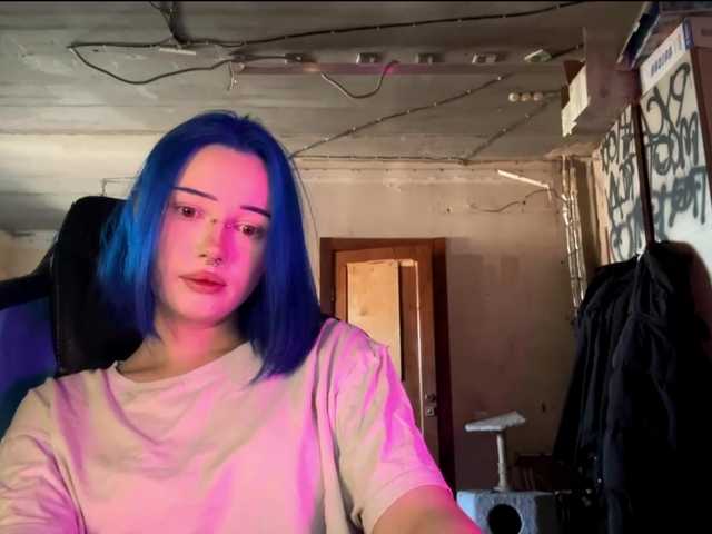 AnnieTouch live cam on BongaCams