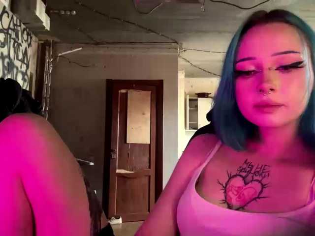 AnnieTouch live cam preview