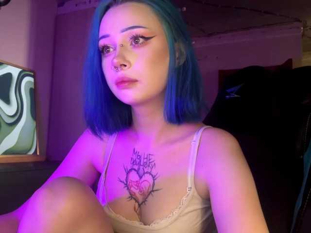 AnnieTouch live cam on BongaCams