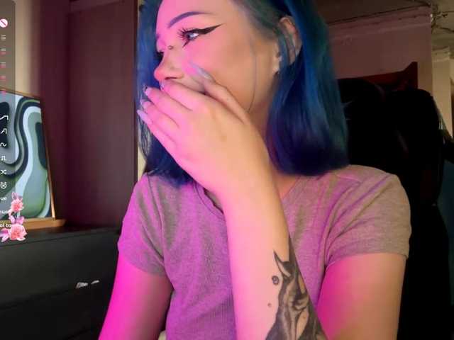 AnnieTouch live cam on BongaCams
