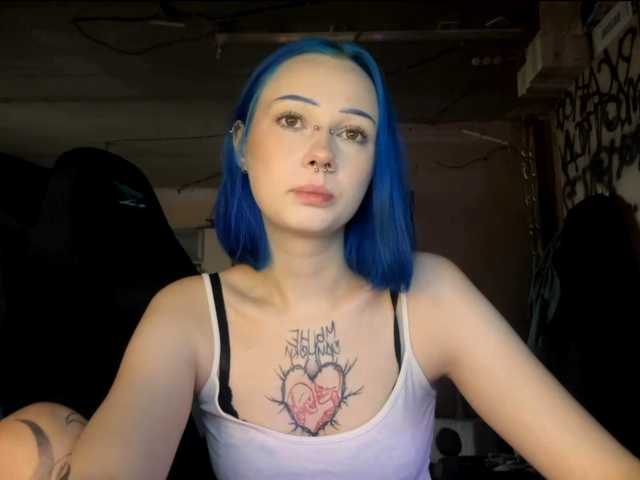 AnnieTouch live cam on BongaCams