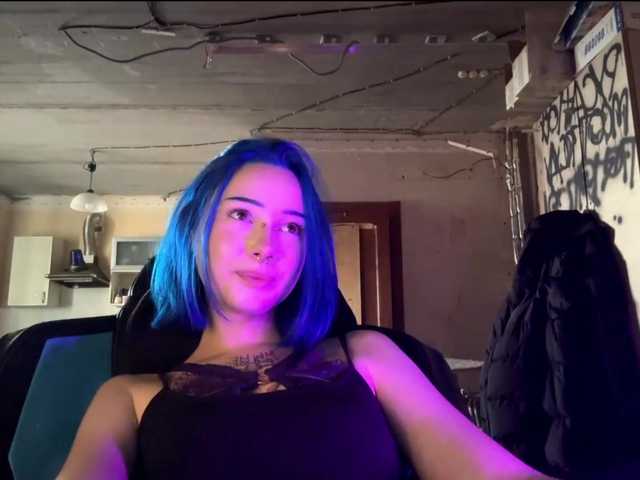 AnnieTouch live cam on BongaCams