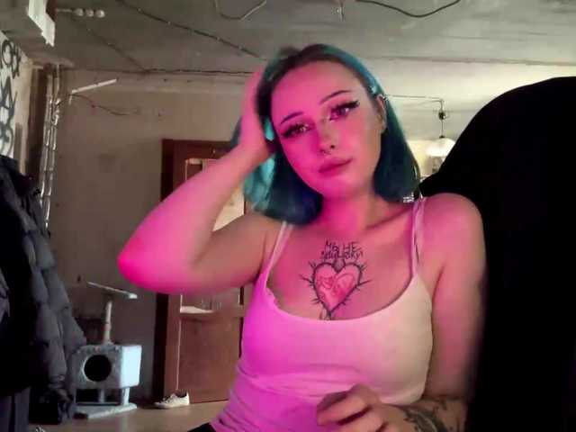 AnnieTouch live cam on BongaCams