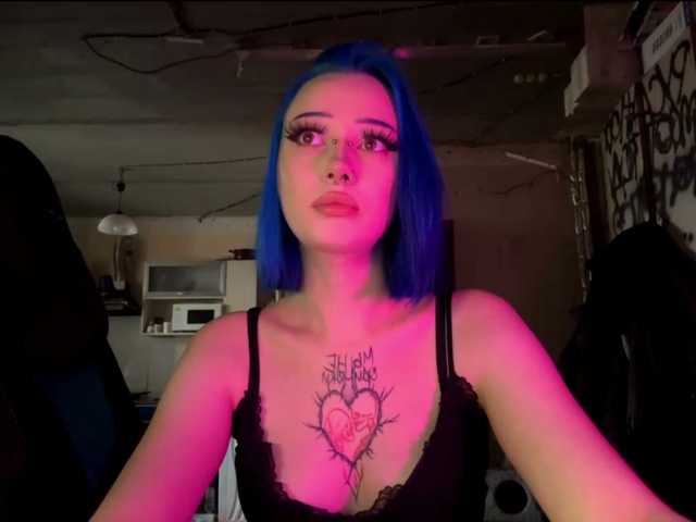 AnnieTouch live cam on BongaCams