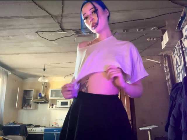 AnnieTouch live cam on BongaCams