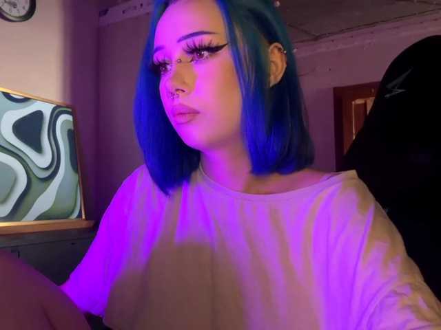 AnnieTouch live cam on BongaCams