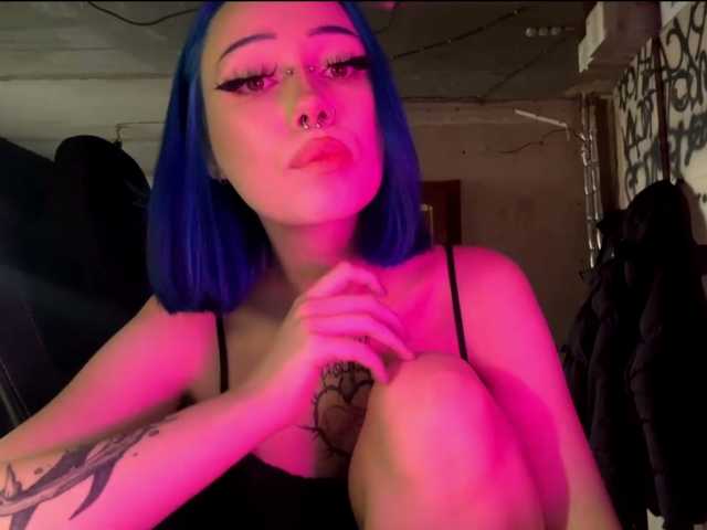 AnnieTouch live cam on BongaCams