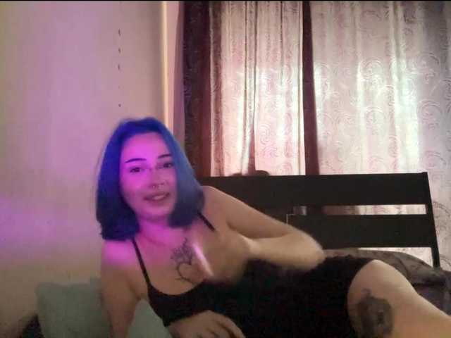 AnnieTouch live cam on BongaCams