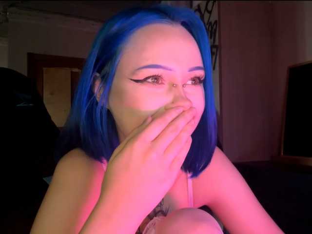 AnnieTouch live cam on BongaCams