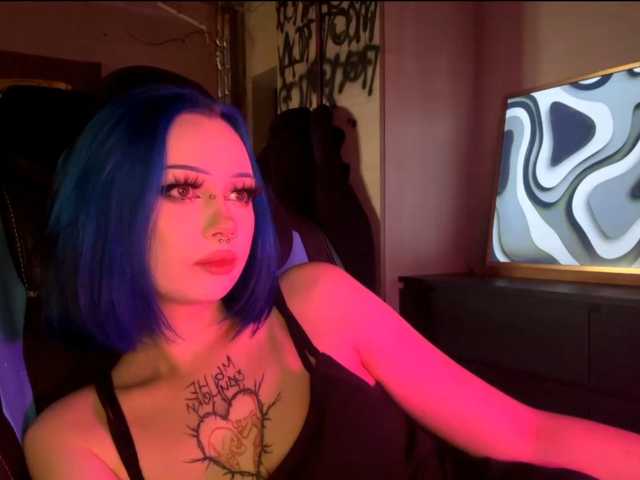 AnnieTouch live cam on BongaCams