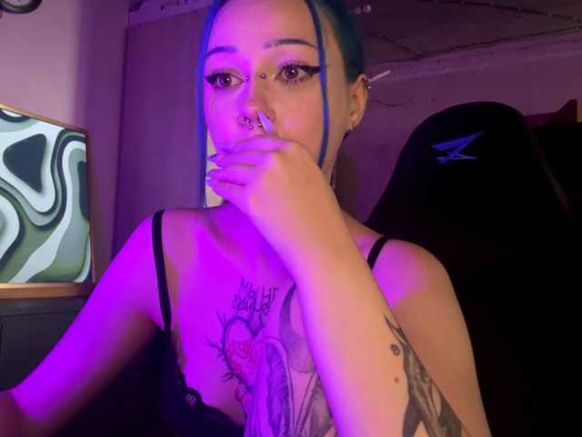 AnnieTouch live cam on BongaCams