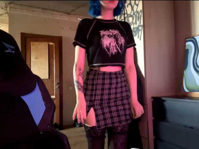 AnnieTouch live cam