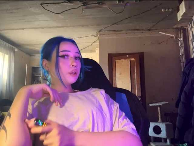 AnnieTouch live cam on BongaCams