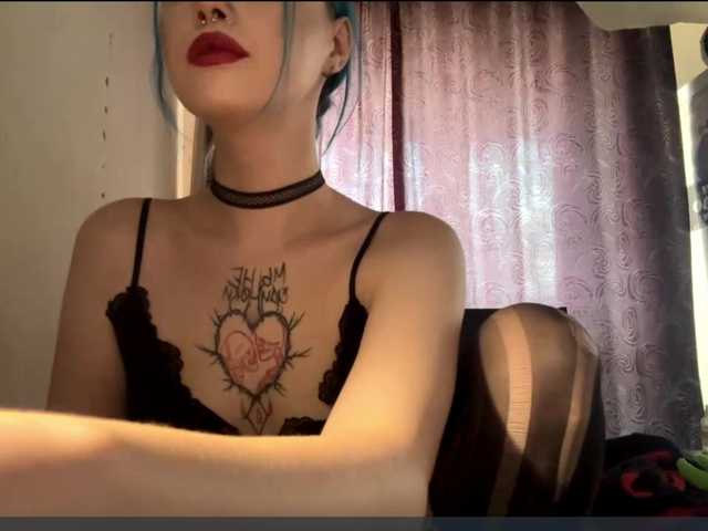 AnnieTouch live cam on BongaCams
