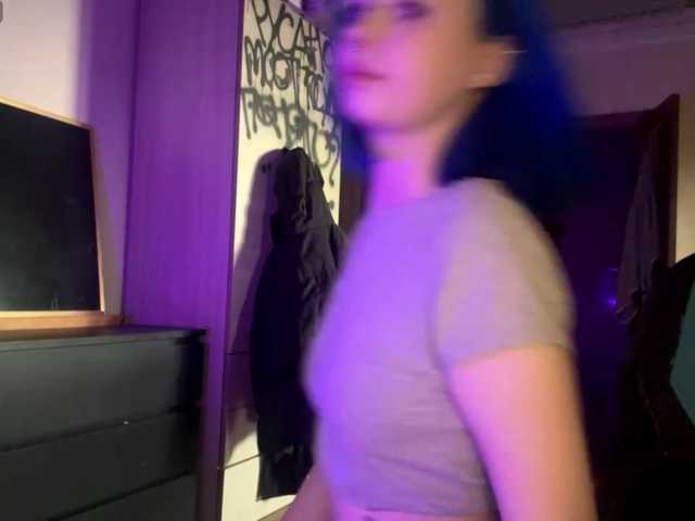 AnnieTouch live cam on BongaCams