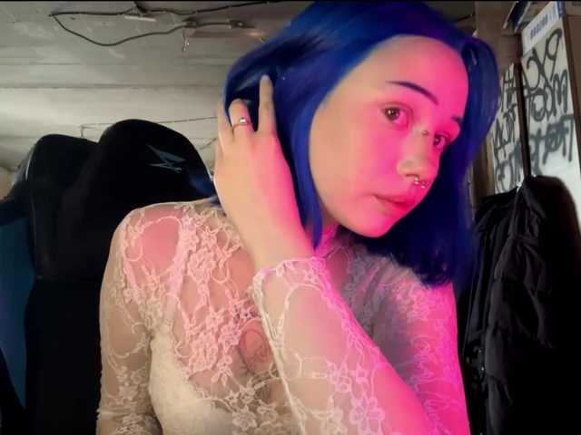 AnnieTouch live cam on BongaCams