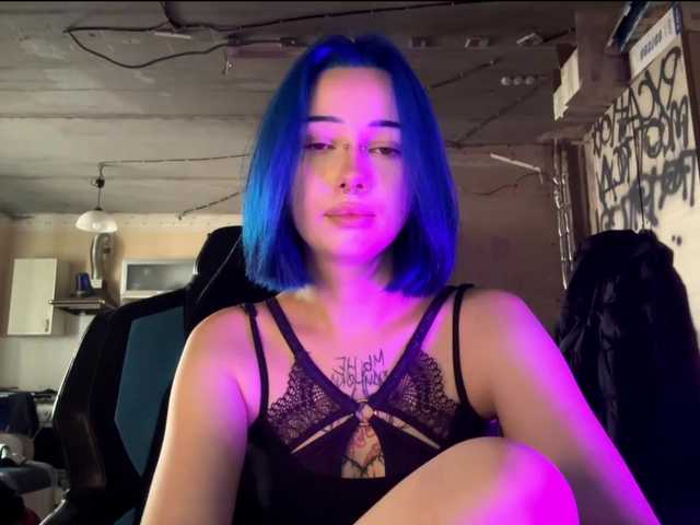 AnnieTouch live cam on BongaCams