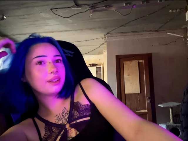 AnnieTouch live cam on BongaCams