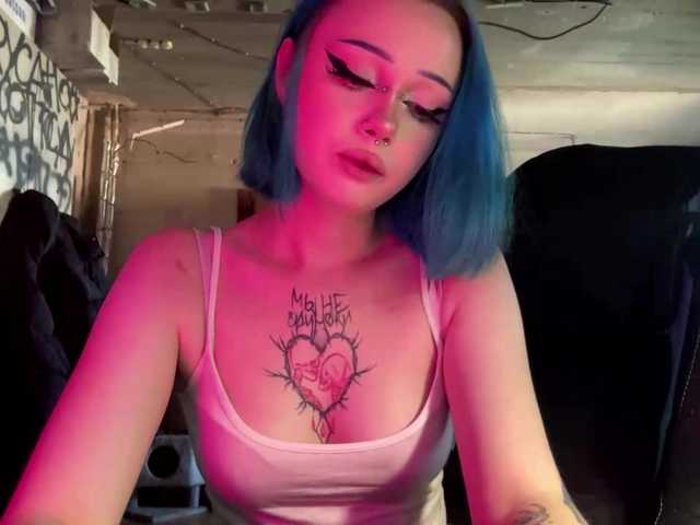 AnnieTouch live cam on BongaCams