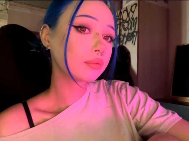 AnnieTouch live cam on BongaCams