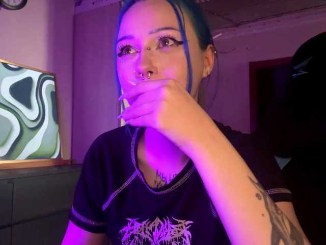 AnnieTouch live cam on BongaCams