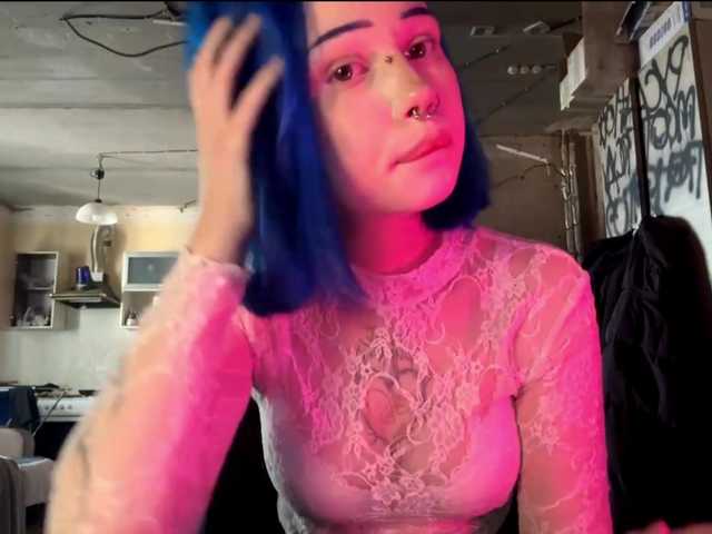 AnnieTouch live cam on BongaCams