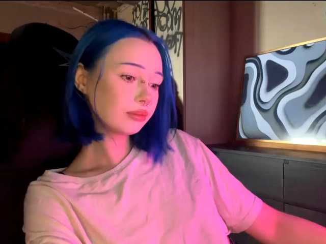 AnnieTouch, live now on BongaCams