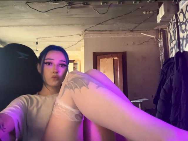 AnnieTouch live cam on BongaCams