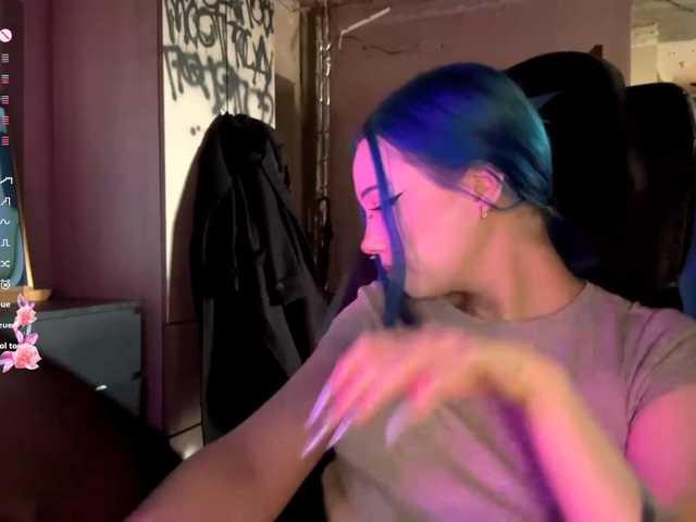 AnnieTouch live cam on BongaCams