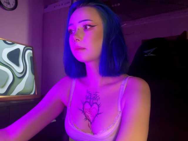 AnnieTouch live cam on BongaCams