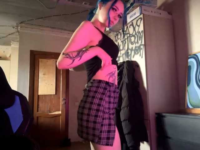 AnnieTouch live cam preview