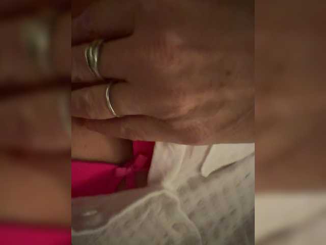 Kristi-Lauraa live cam on BongaCams