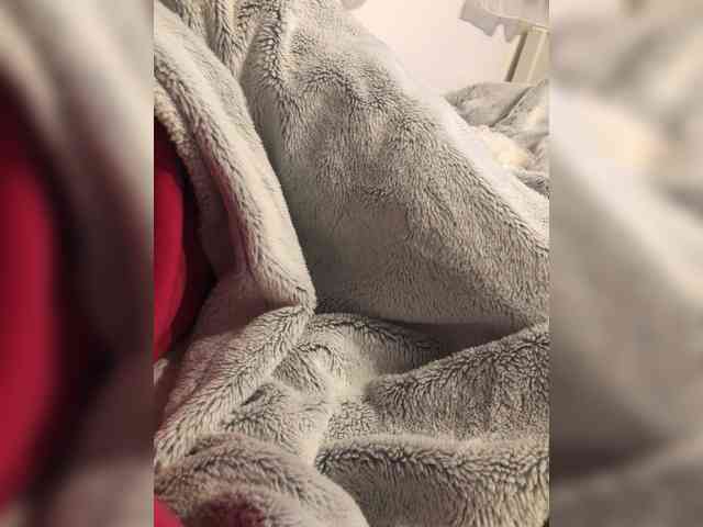 Kristi-Lauraa webcam