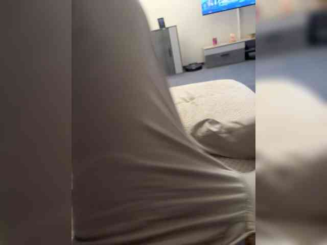Kristi-Lauraa webcam