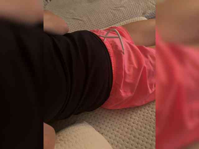 Kristi-Lauraa webcam